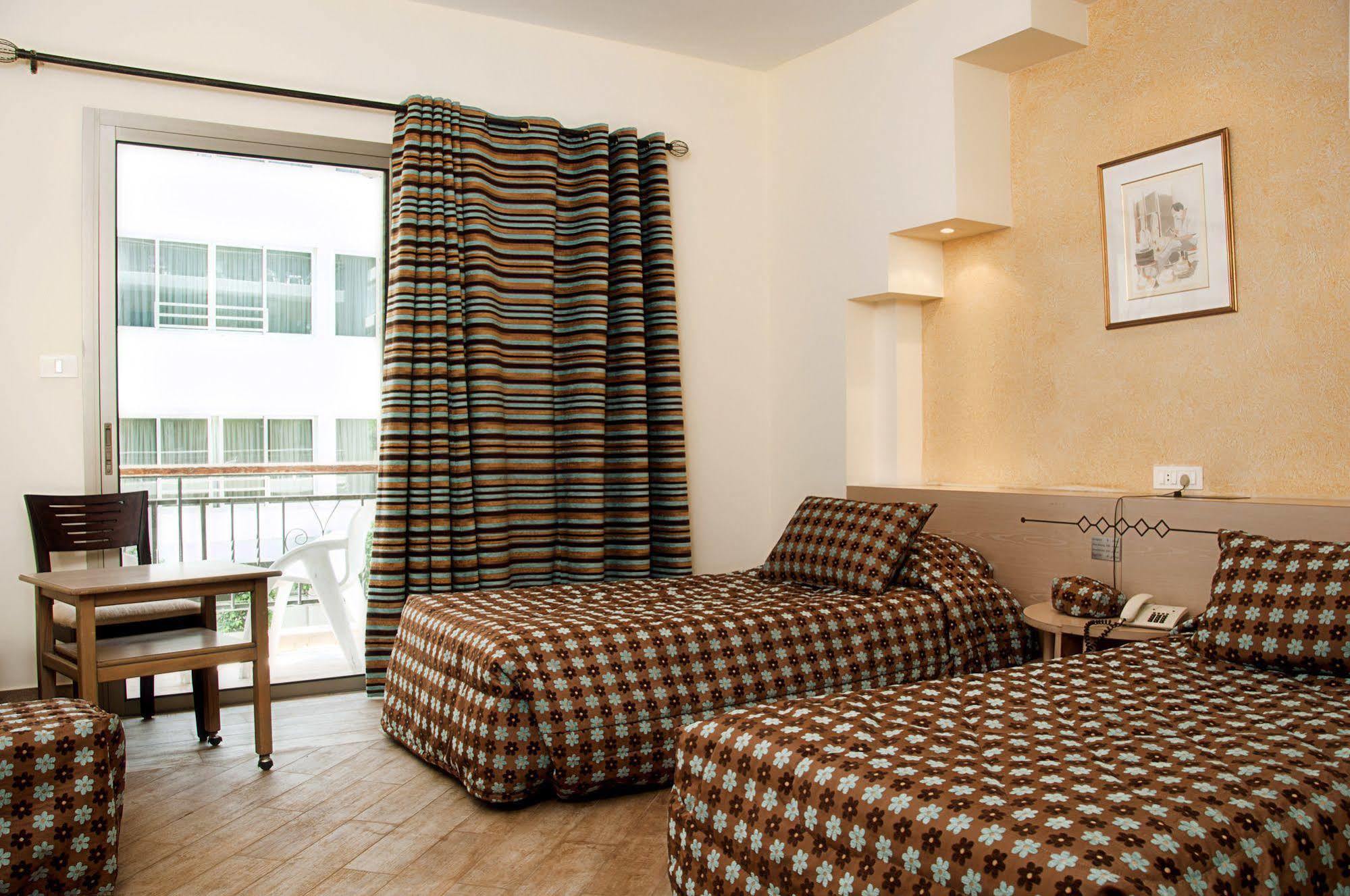 Marble Tower Hotel Beirut Exterior photo